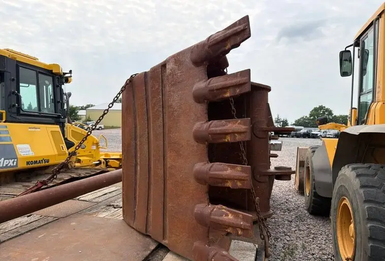 2014 Komatsu PC360LC-10 photo 106