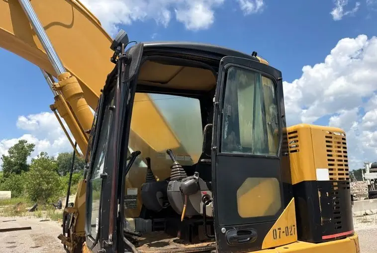 2004 Caterpillar 321C LCR photo 47