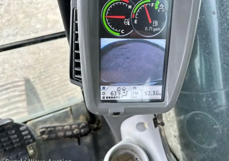 2017 John Deere 470G LC photo 61