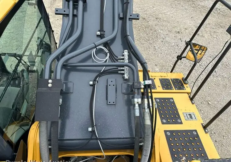 2017 John Deere 470G LC photo 48