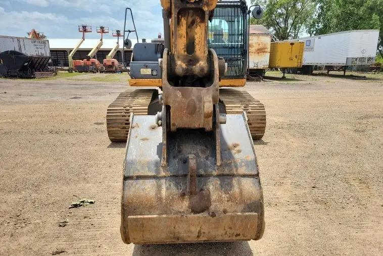 2012 Case CX210C photo 19