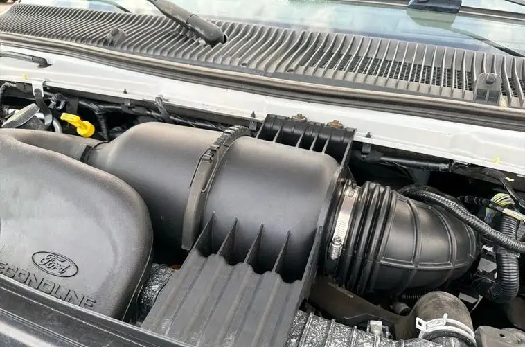 2014 Ford E450 Super Duty photo 78
