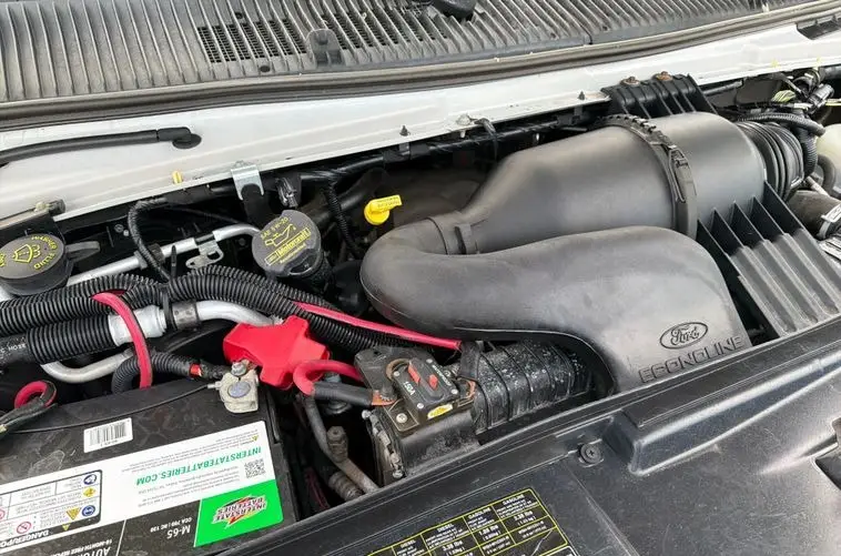 2014 Ford E450 Super Duty photo 74