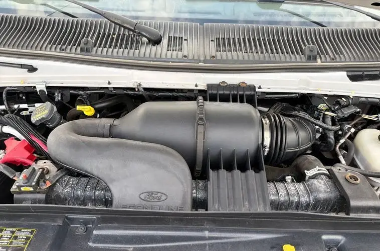 2014 Ford E450 Super Duty photo 73